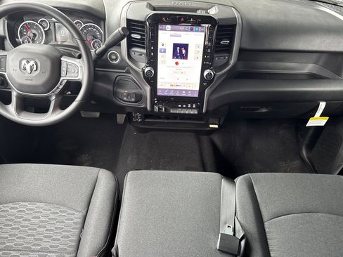 New 2026 RAM 3500 Tradesman AWD/4WD image 12