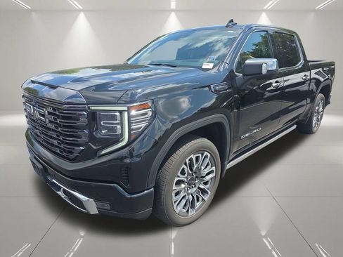 Used 2023 GMC Sierra 1500 Denali Ultimate AWD/4WD image 3