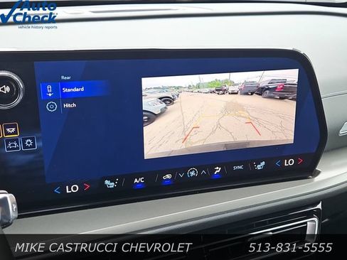 Used 2026 Chevrolet Traverse LT AWD/4WD image 18
