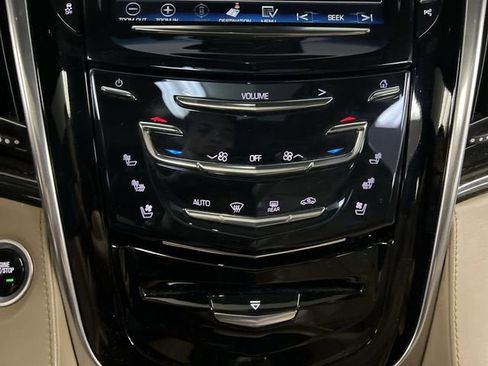 Certified 2018 Cadillac Escalade Platinum image 18