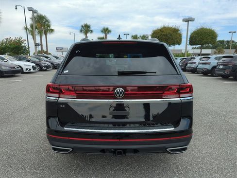 New 2025 Volkswagen Atlas SE image 6