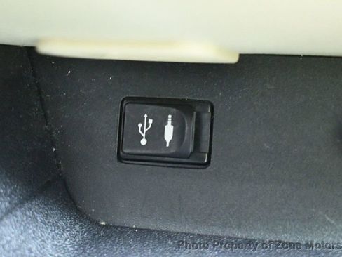 Used 2015 Toyota Highlander XLE image 41