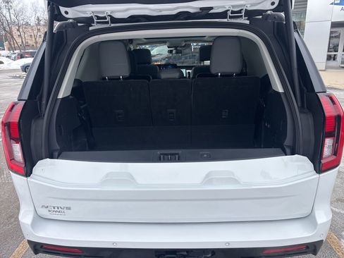 Used 2025 Ford Expedition Active image 30