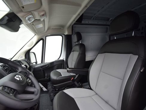 New 2026 RAM ProMaster 2500 w/ Power Group image 33