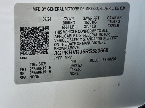 Used 2024 Honda Prologue EX image 12