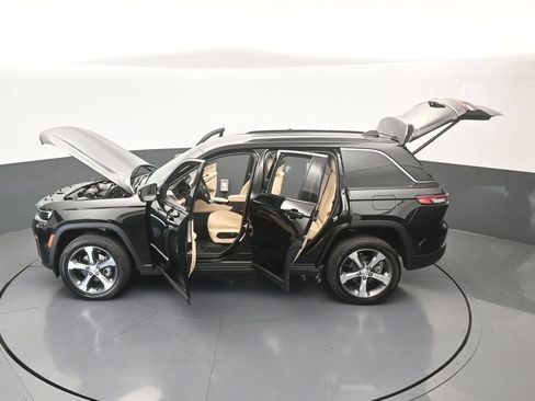 Used 2026 Jeep Grand Cherokee Limited RWD image 64