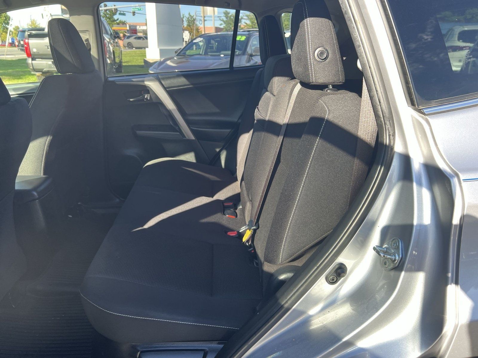 Used 2017 Toyota RAV4 XLE w/ Convenience Package AWD/4WD image 24