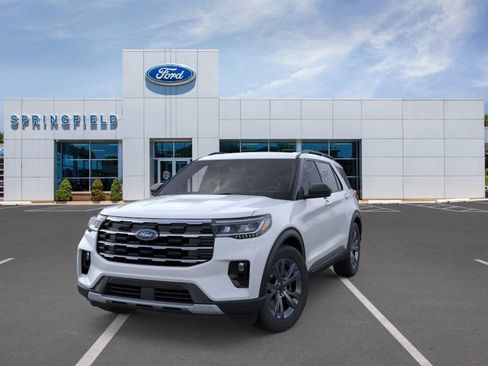 New 2026 Ford Explorer Active image 2