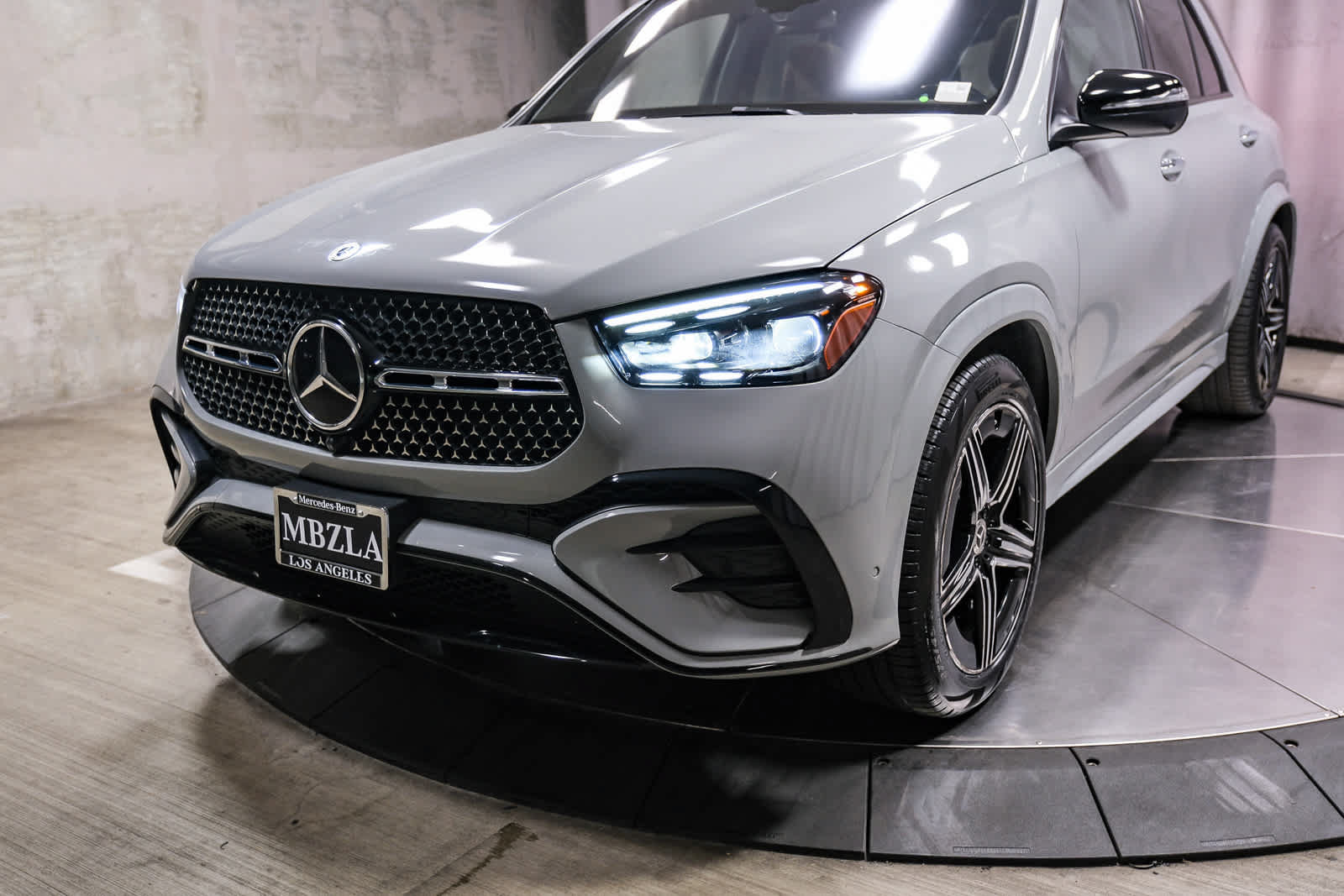 Certified 2024 Mercedes-Benz GLE 450 4MATIC image 11
