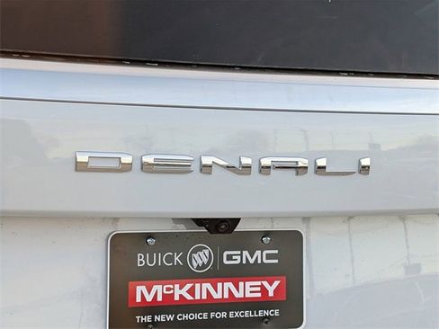 New 2026 GMC Yukon Denali w/ Denali Reserve Package image 7