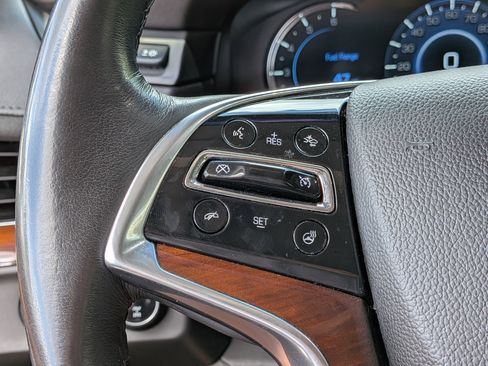 Used 2019 Cadillac Escalade Premium Luxury AWD/4WD image 26