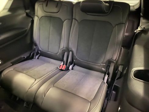 New 2025 Jeep Grand Cherokee L Altitude image 17