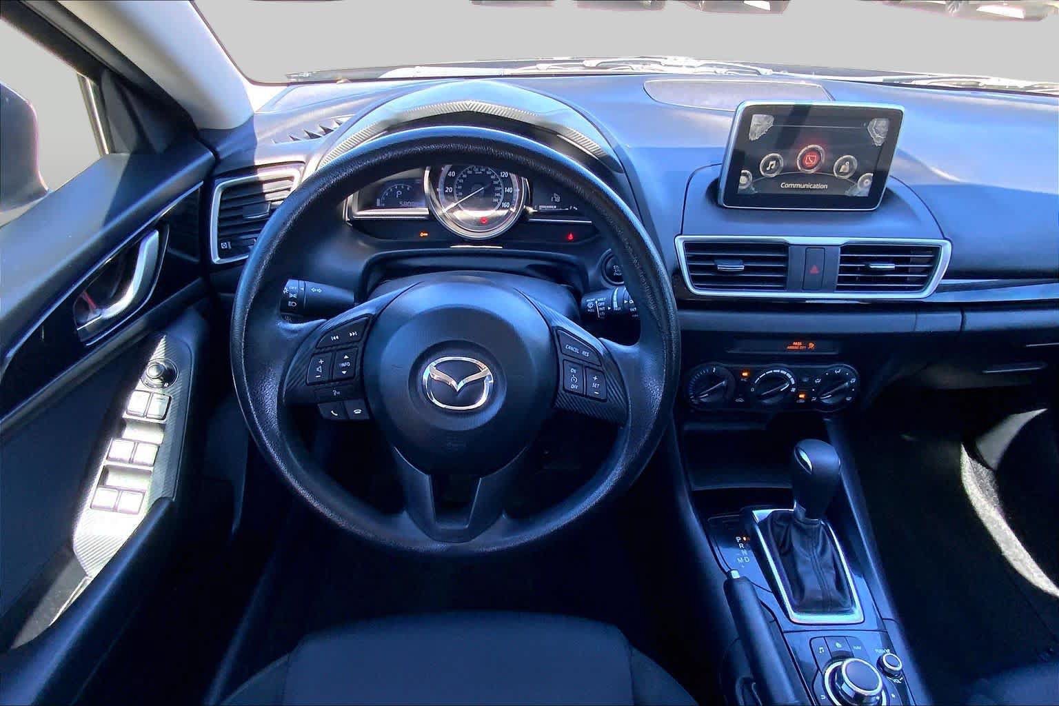 Used 2016 MAZDA MAZDA3 i Sport FWD image 6