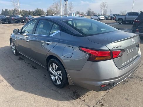 Used 2023 Nissan Altima 2.5 S image 7