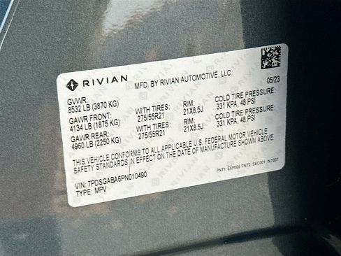 Used 2023 Rivian R1S Adventure image 35