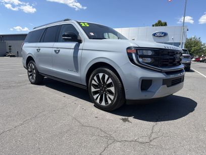 Certified 2025 Ford Expedition Max Platinum w/ Driver's Package