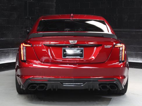 Used 2024 Cadillac CT5 V Blackwing w/ Carbon Fiber Package 2 RWD image 20