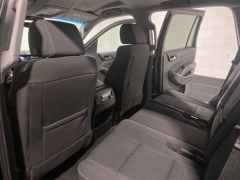 Used 2018 Chevrolet Tahoe LS w/ Enhanced Driver Alert Package image 12