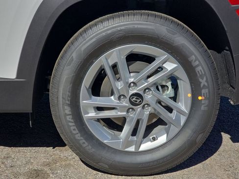 Certified 2026 Hyundai Tucson SE FWD image 28