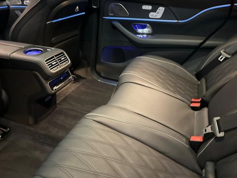 New 2026 Mercedes-Benz Maybach GLS 600 4MATIC image 19
