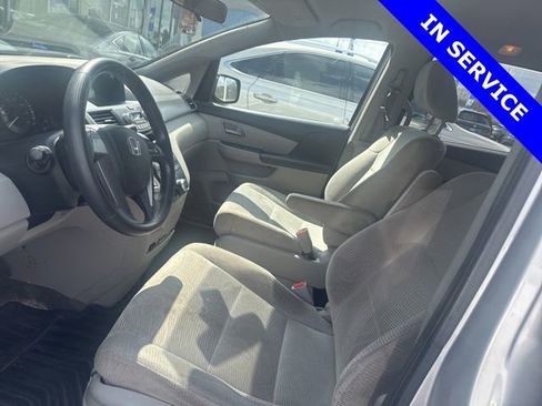 Used 2012 Honda Odyssey LX image 7