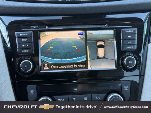 Used 2022 Nissan Rogue Sport SL image 25