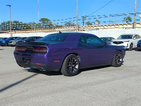 Used 2023 Dodge Challenger R/T w/ T/A Package image 4