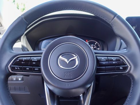 Certified 2024 MAZDA CX-90 Plug-In Hybrid w/ Preferred AWD/4WD image 17