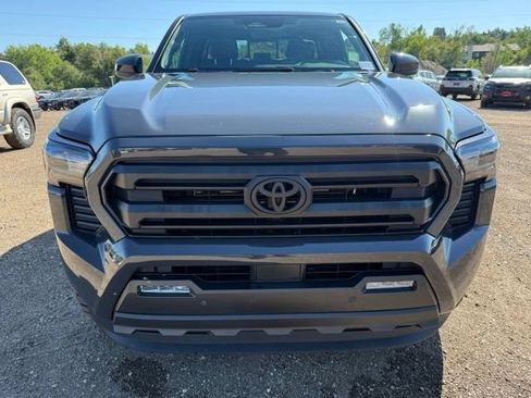 Used 2024 Toyota Tacoma SR5 AWD/4WD image 8