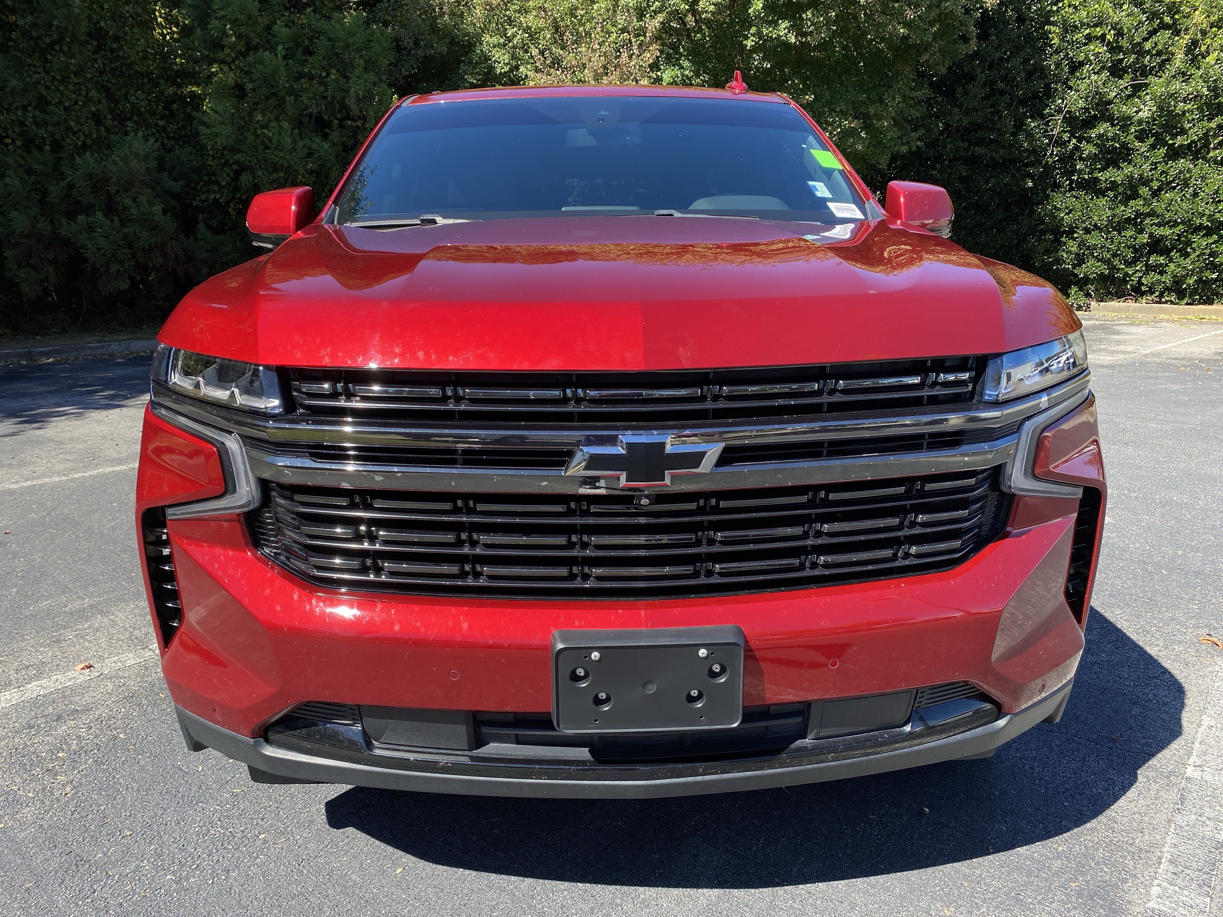 Used 2022 Chevrolet Tahoe RST w/ Luxury Package AWD/4WD image 3