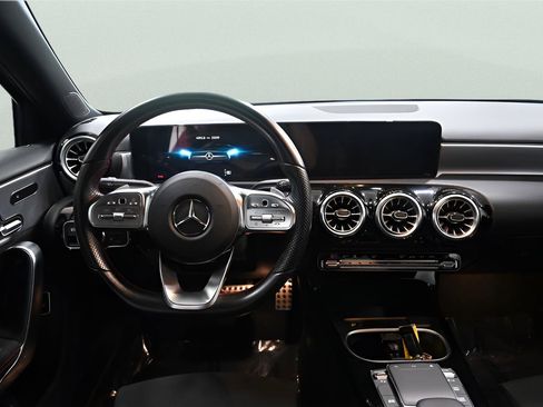 Used 2022 Mercedes-Benz A 220 4MATIC image 12