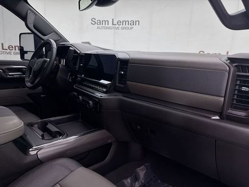 Used 2024 Chevrolet Silverado 2500 ZR2 image 34