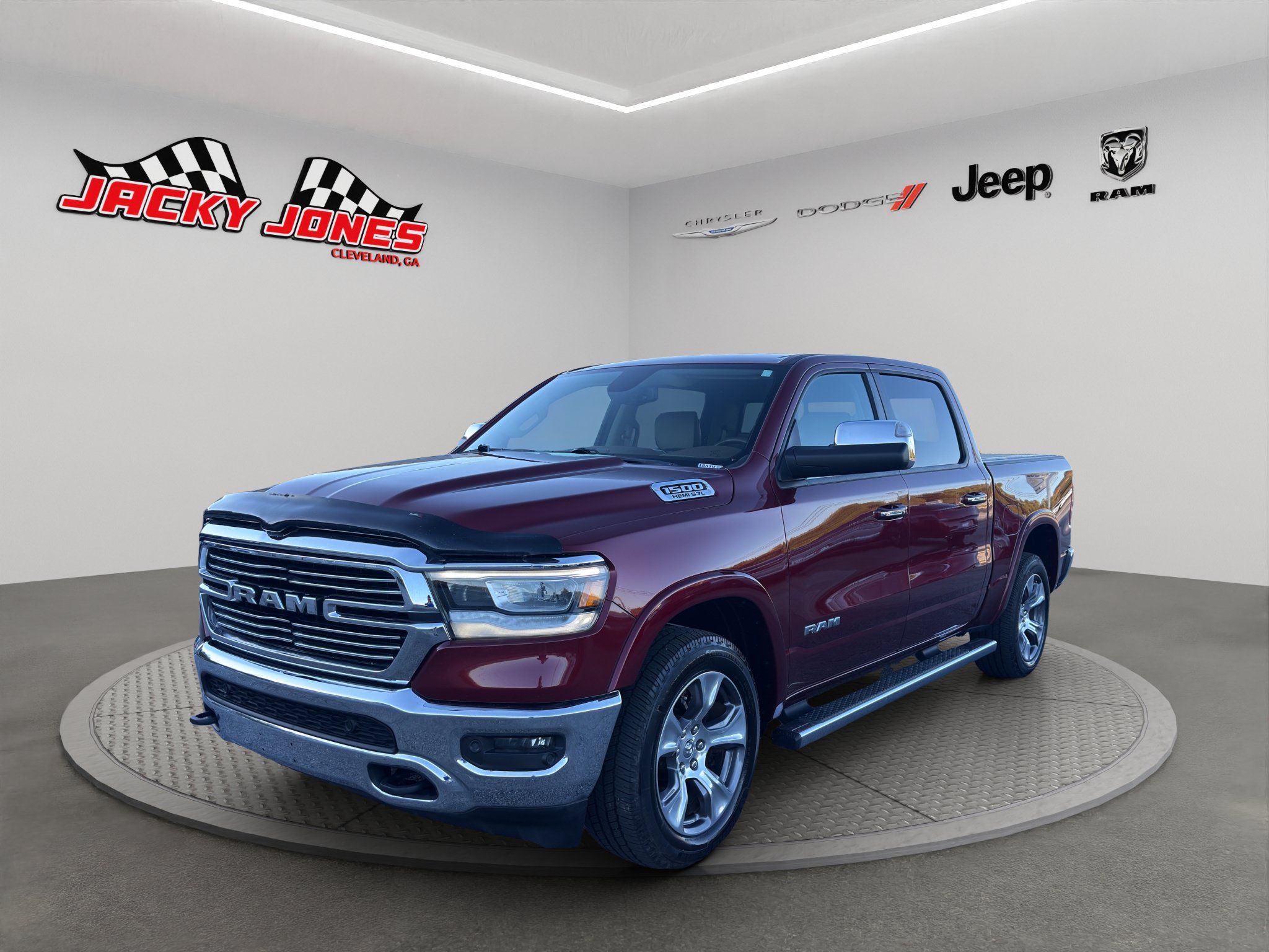 Used 2020 RAM 1500 Laramie AWD/4WD image 1