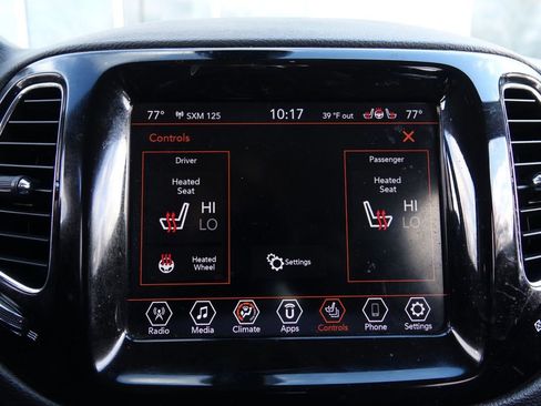 Used 2019 Jeep Compass Limited image 9