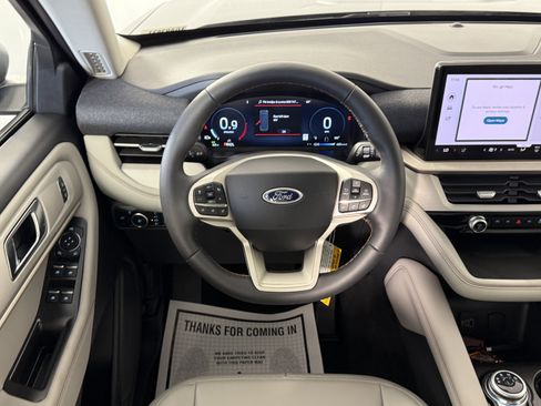 New 2026 Ford Explorer Active w/ Active Comfort Package RWD image 11