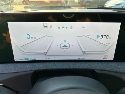 Used 2024 Kia EV6 Light image 22