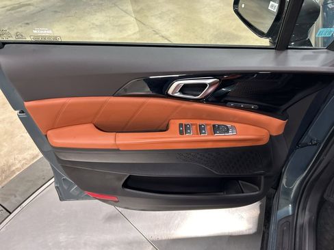 New 2026 Kia Carnival SX Prestige image 12