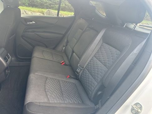 Used 2019 Chevrolet Equinox LT w/ Driver Convenience Package image 25