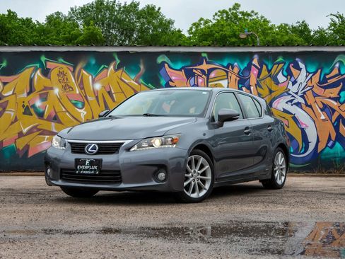 Used 2012 Lexus CT 200h Premium FWD image 2