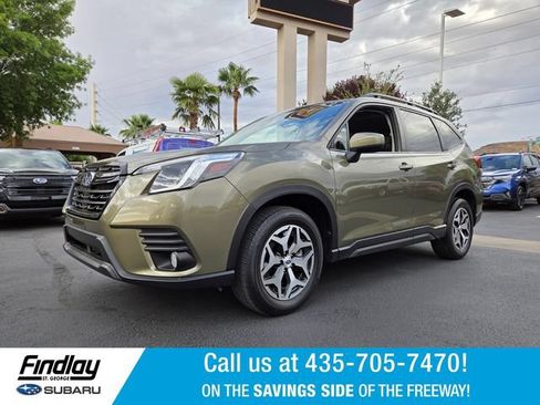 Used 2023 Subaru Forester Premium AWD/4WD image 1
