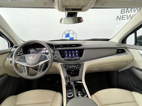 Used 2020 Cadillac XT5 Premium Luxury w/ LPO, Floor Liner Package image 16