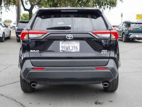 Used 2025 Toyota RAV4 XLE image 7