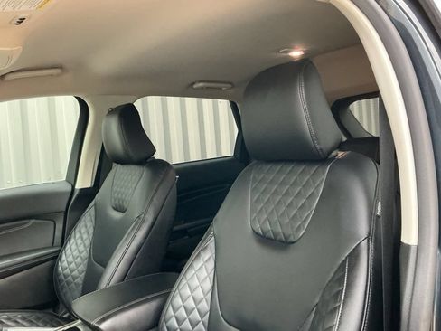 Used 2024 Ford Edge Titanium w/ Equipment Group 301A AWD/4WD image 10