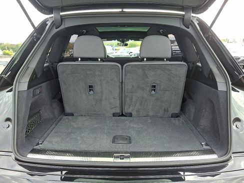 Used 2025 Audi Q7 3.0T Premium Plus image 30