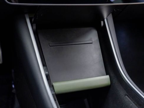 Used 2020 Tesla Model 3 Performance image 30