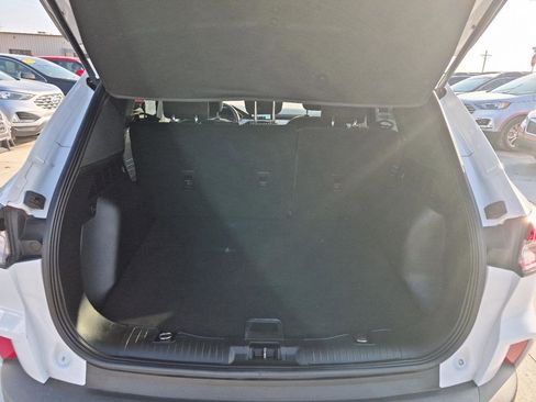 Used 2021 Ford Escape SE image 10