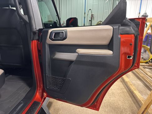 Used 2023 Ford Bronco Wildtrak AWD/4WD image 39