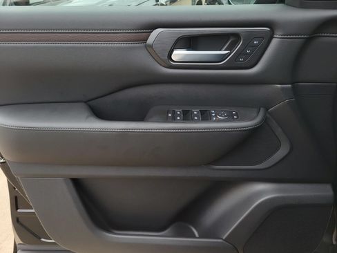 New 2026 Nissan Armada SL AWD/4WD image 18