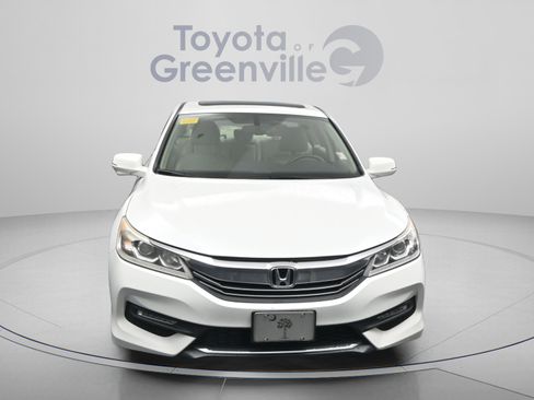 Used 2017 Honda Accord EX-L image 21