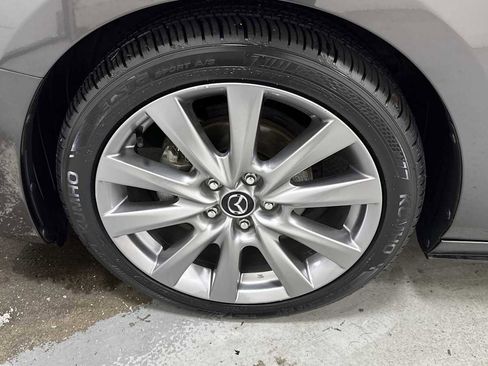 Used 2020 MAZDA MAZDA3 Sedan w/ Preferred Package image 10